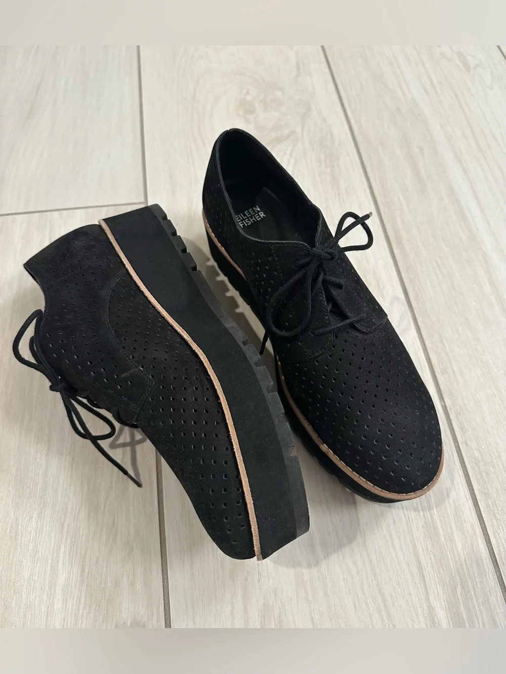 Eileen Fisher Lace-Up Platform Shoes - size 11